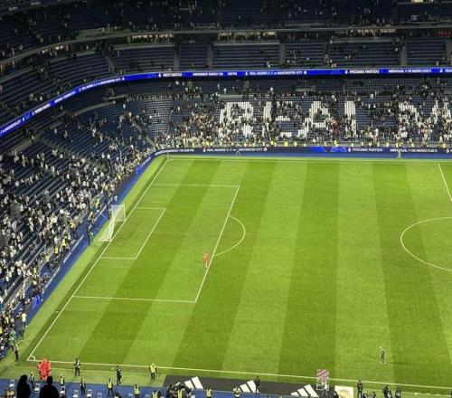 利物浦客场,领先曼城,客队球迷欢,巅峰国际,巅峰国际入口,巅峰国际平台,巅峰国际官方