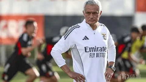 张馨月疫情阻婚礼进程 林峯吻戏拍摄无顾虑